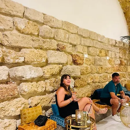 Palazzo Del Poeta - Dimora Contemporanea 招待所 4*