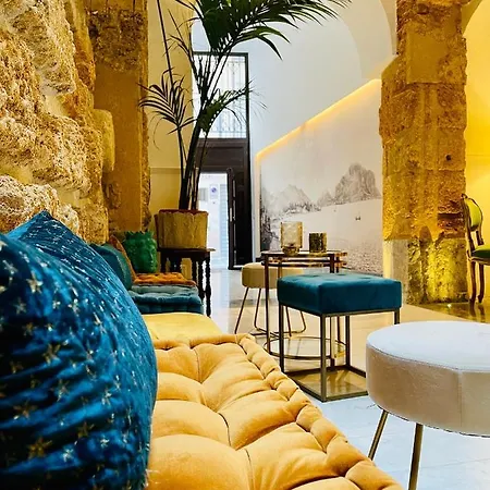 Palazzo Del Poeta - Dimora Contemporanea 招待所