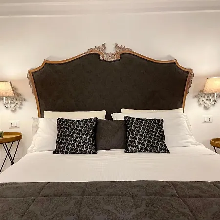 Guest house Palazzo Del Poeta - Dimora Contemporanea
