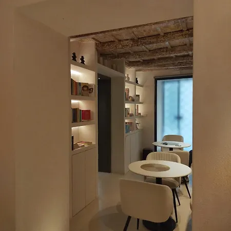 Guest house Palazzo Del Poeta - Dimora Contemporanea