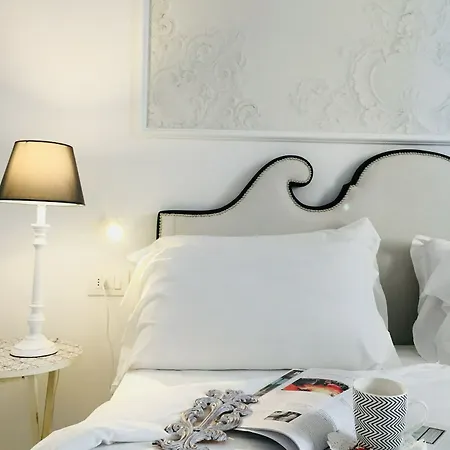 招待所 Palazzo Del Poeta - Dimora Contemporanea 巴勒莫