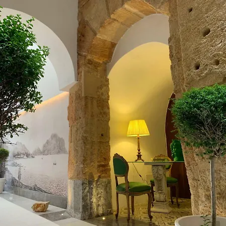 Guest house Palazzo Del Poeta - Dimora Contemporanea 2*
