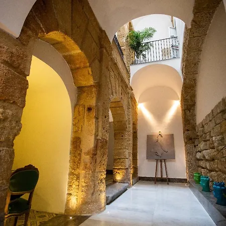 Palazzo Del Poeta - Dimora Contemporanea 招待所