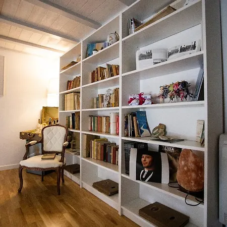 招待所 Palazzo Del Poeta - Dimora Contemporanea 4*